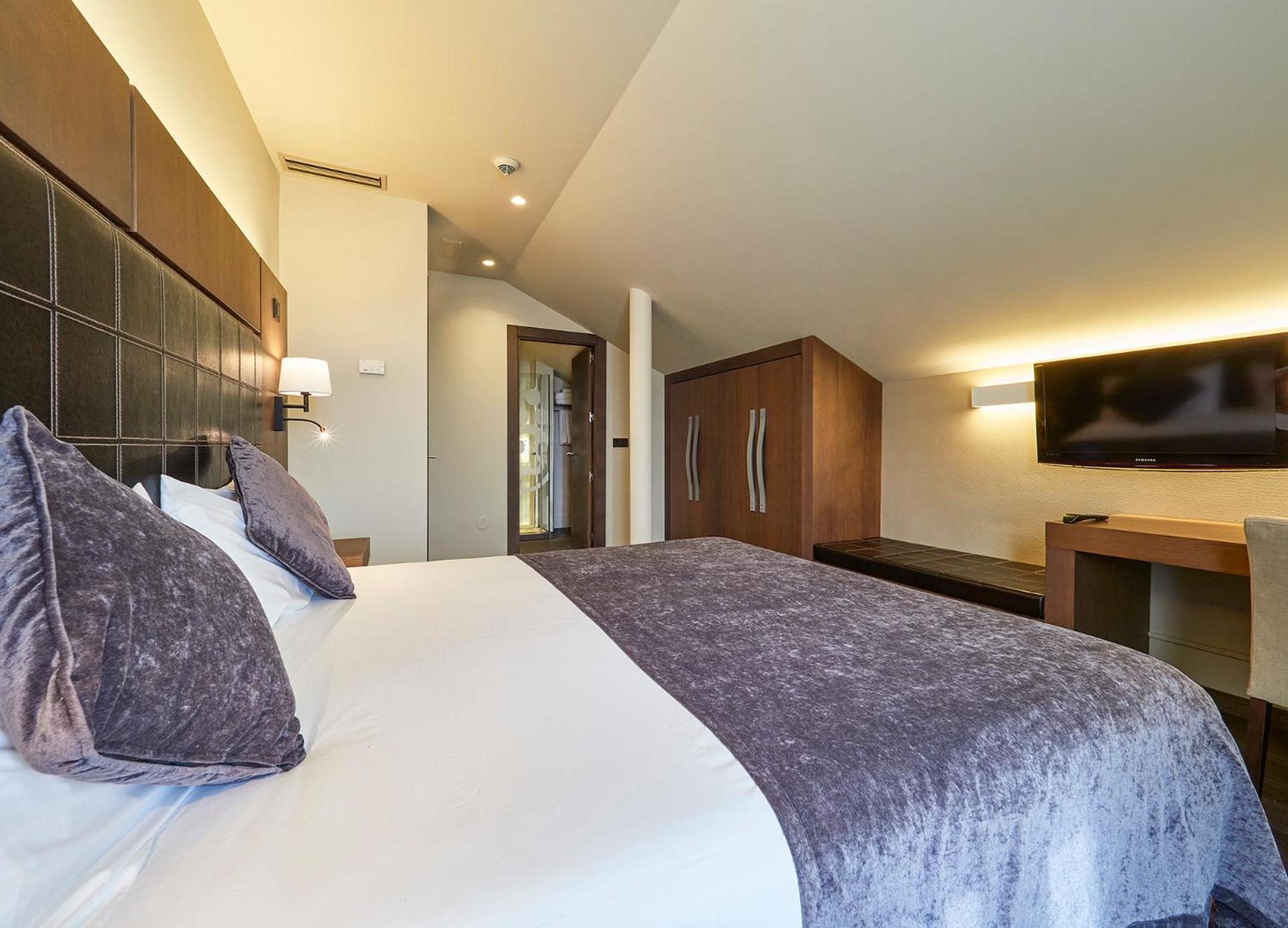 La Piconera Hotel & Spa Sardalla Pokoj fotografie